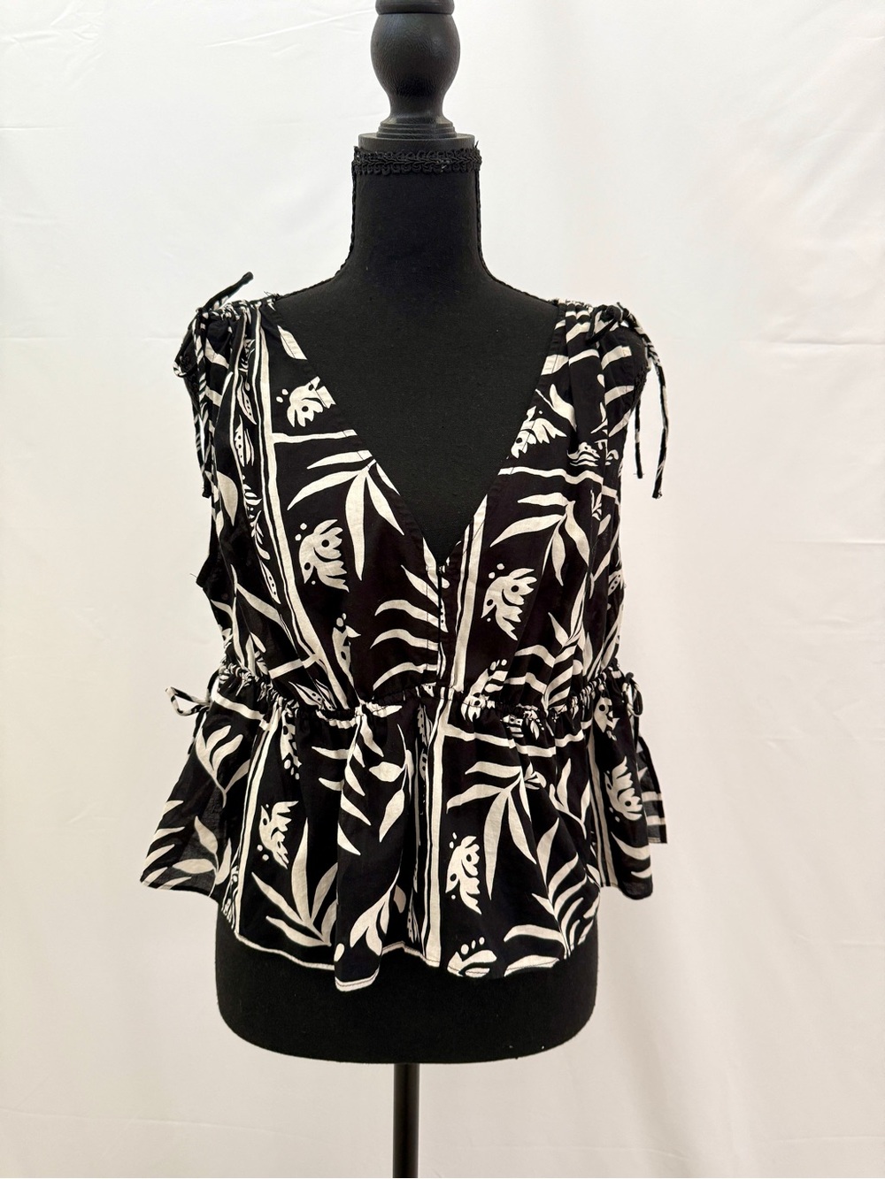 a new day Black & White V-Neck Tie-Shoulder Peplum Blouse - split on the sides